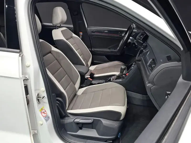 2021 Volkswagen T-Roc с пробегом 33 338 км