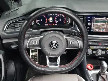 2021 Volkswagen T-Roc с пробегом 33 338 км