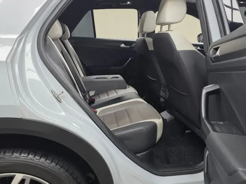 2021 Volkswagen T-Roc с пробегом 38 404 км