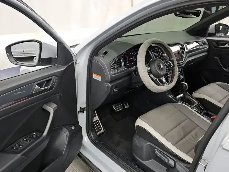 2021 Volkswagen T-Roc с пробегом 39 660 км