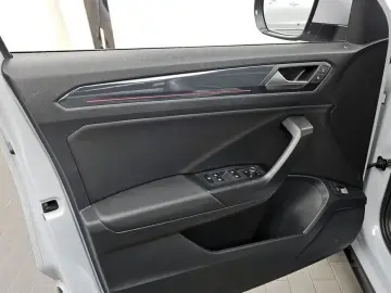 2021 Volkswagen T-Roc с пробегом 39 660 км