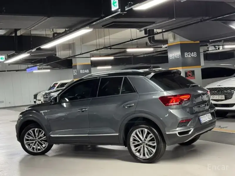 2022 Volkswagen T-Roc с пробегом 13 724 км