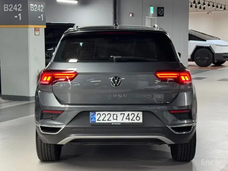2022 Volkswagen T-Roc с пробегом 13 724 км
