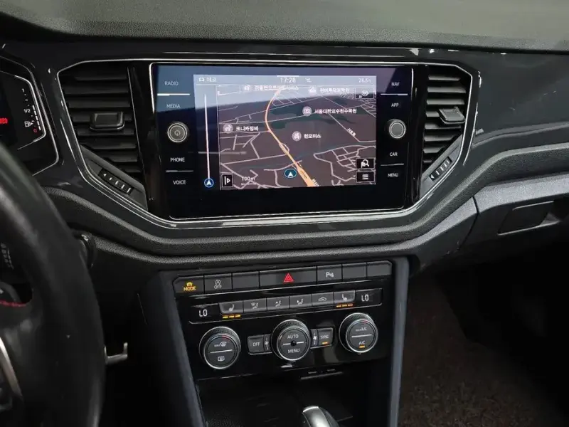 2021 Volkswagen T-Roc с пробегом 64 617 км
