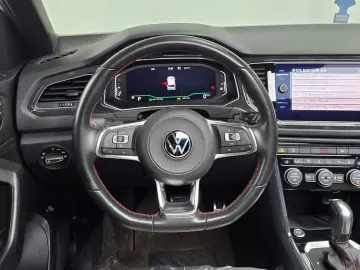 2021 Volkswagen T-Roc с пробегом 64 617 км