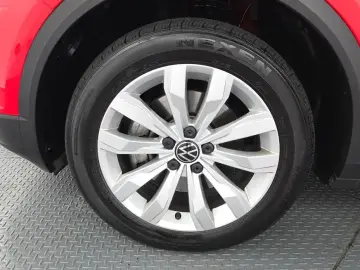 2021 Volkswagen T-Roc с пробегом 24 342 км