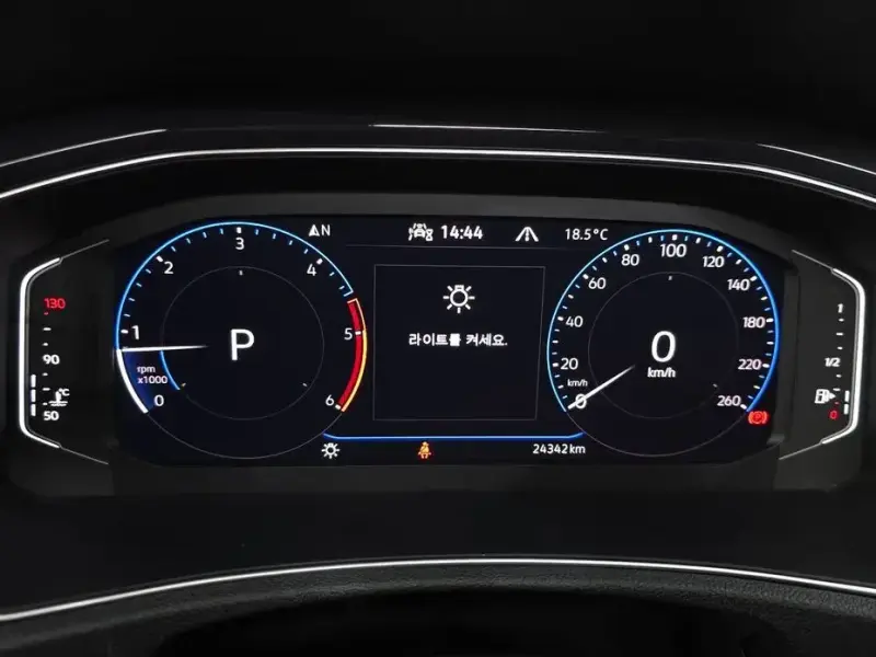 2021 Volkswagen T-Roc с пробегом 24 342 км