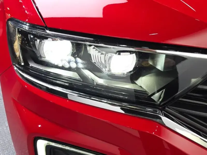 2021 Volkswagen T-Roc с пробегом 24 342 км