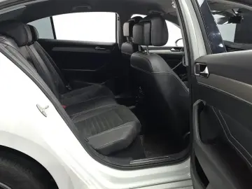 2022 Volkswagen Passat с пробегом 68 798 км