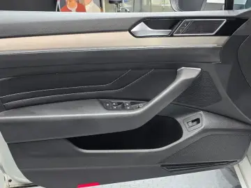 2021 Volkswagen Passat с пробегом 53 778 км