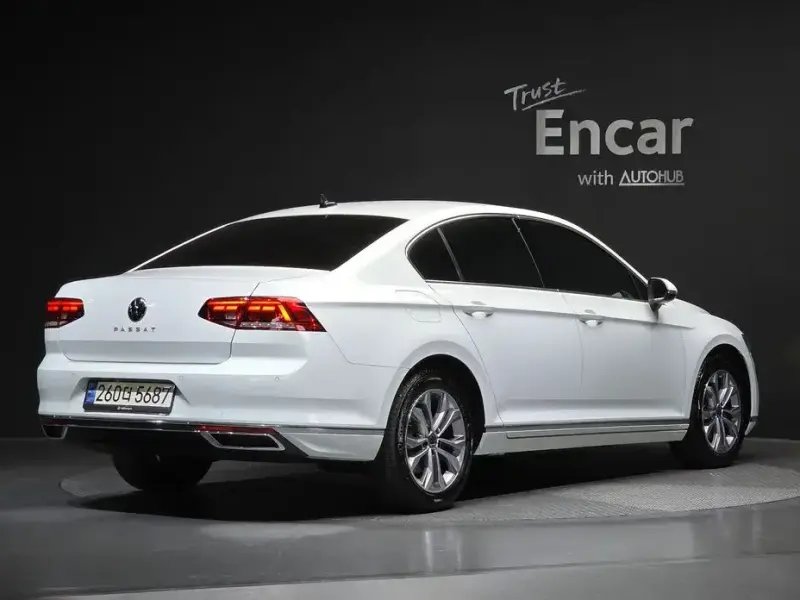 2022 Volkswagen Passat с пробегом 67 592 км