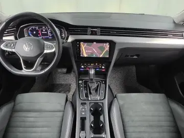 2022 Volkswagen Passat с пробегом 67 592 км