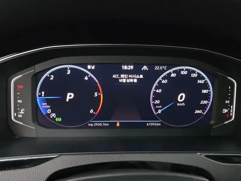 2022 Volkswagen Passat с пробегом 67 592 км