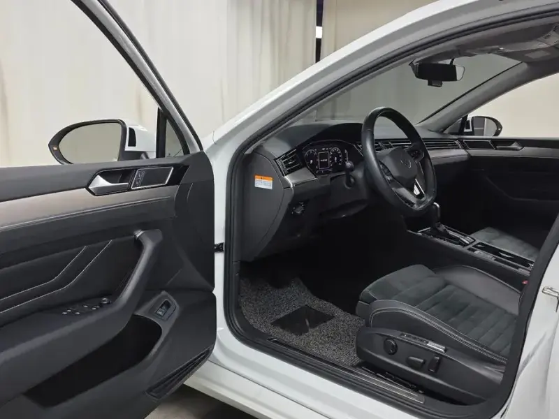 2022 Volkswagen Passat с пробегом 67 592 км
