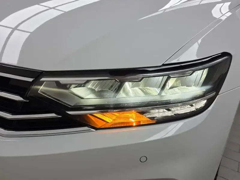 2022 Volkswagen Passat с пробегом 67 592 км