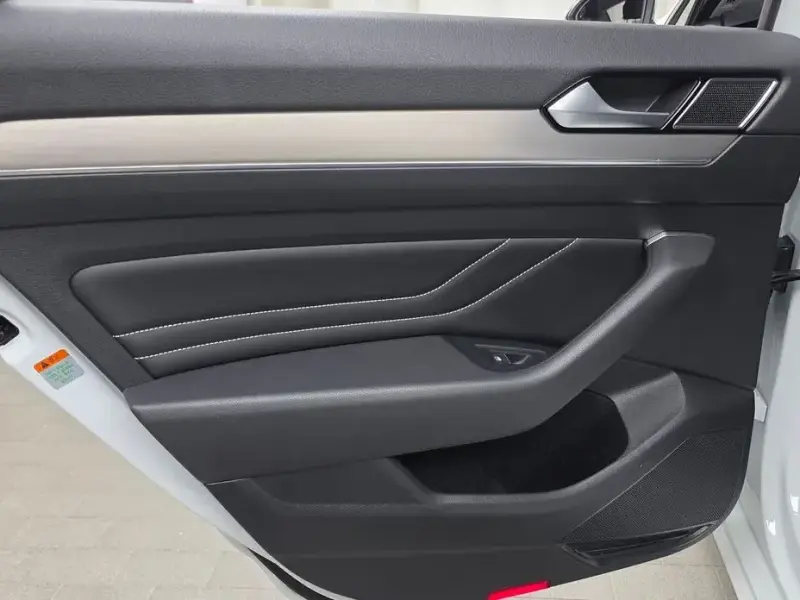 2022 Volkswagen Passat с пробегом 67 592 км