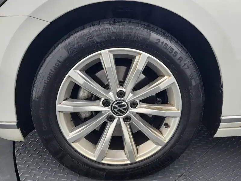 2021 Volkswagen Passat с пробегом 40 191 км