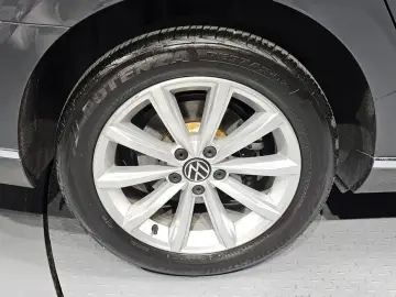 2021 Volkswagen Passat с пробегом 87 093 км