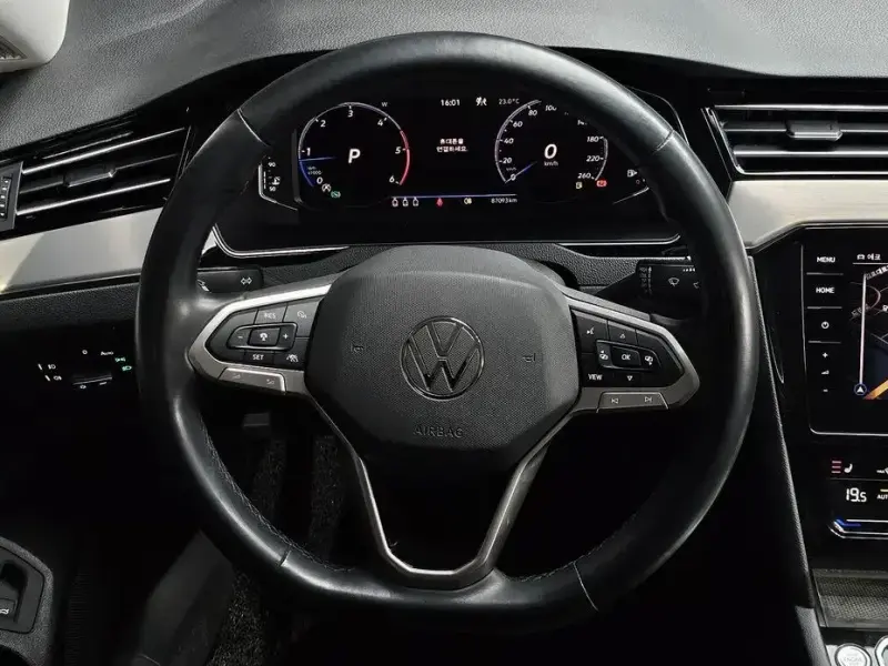 2021 Volkswagen Passat с пробегом 87 093 км