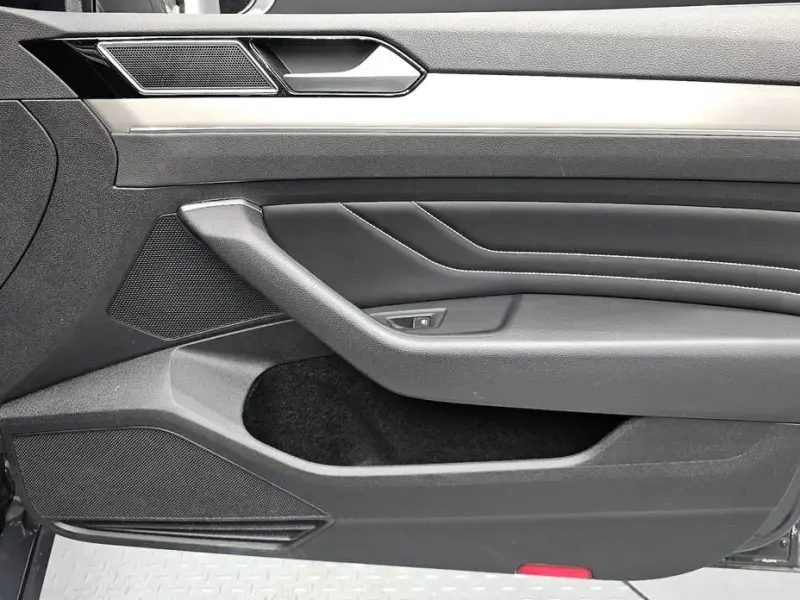 2021 Volkswagen Passat с пробегом 87 093 км