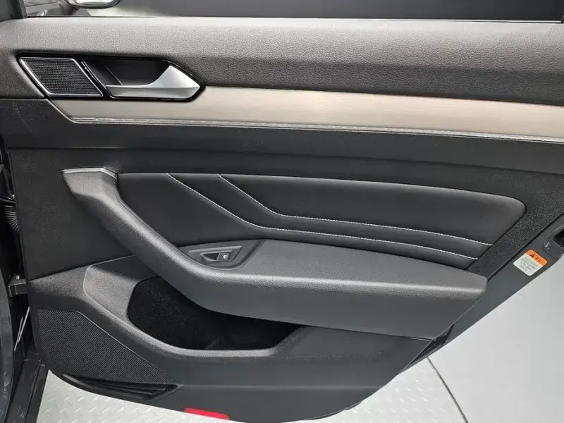 2021 Volkswagen Passat с пробегом 87 093 км