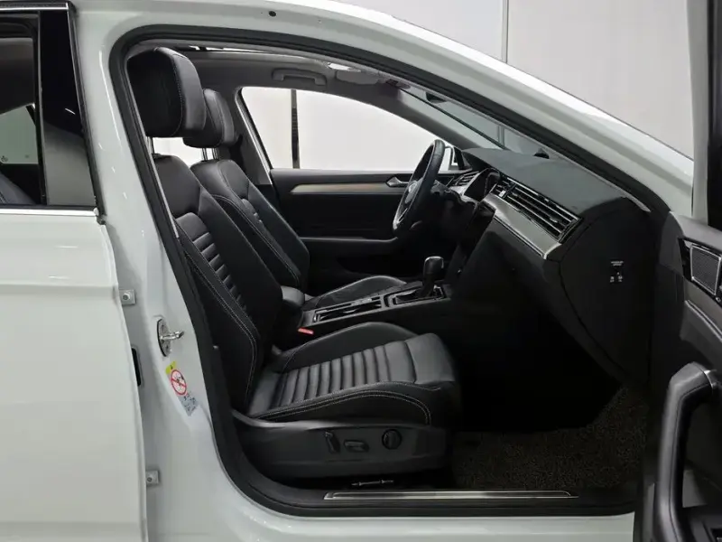 2022 Volkswagen Passat с пробегом 38 584 км