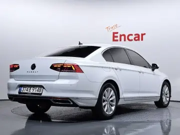 2021 Volkswagen Passat с пробегом 76 654 км