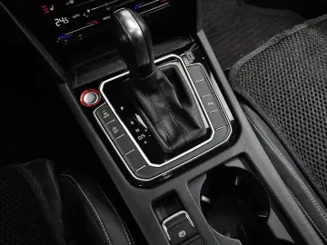 2021 Volkswagen Passat с пробегом 76 654 км