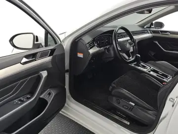 2021 Volkswagen Passat с пробегом 76 654 км