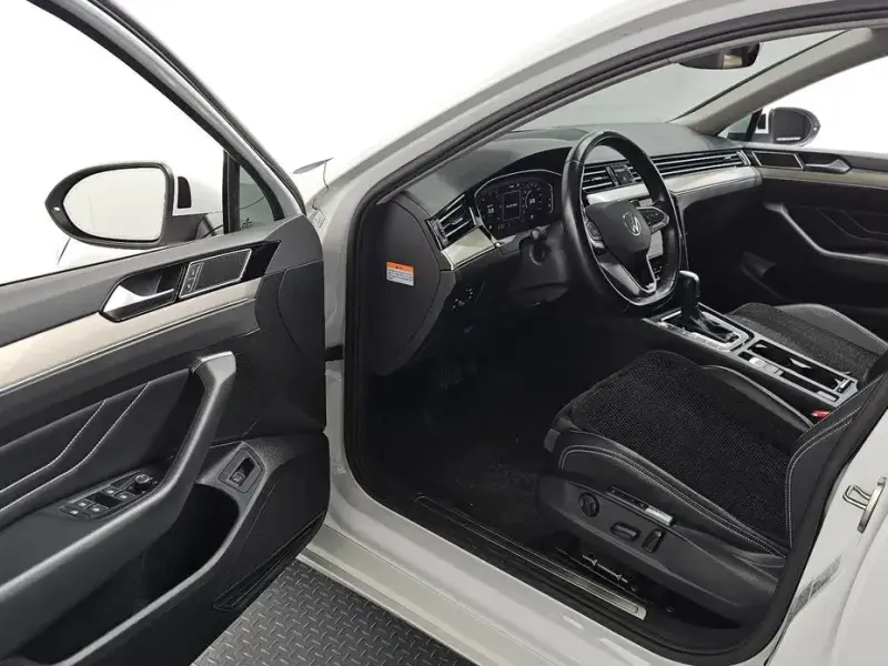 2021 Volkswagen Passat с пробегом 76 654 км