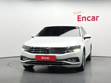 2022 Volkswagen Passat с пробегом 51 788 км