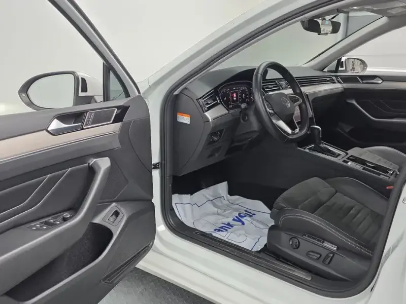 2022 Volkswagen Passat с пробегом 51 788 км