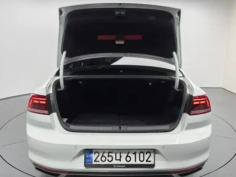 2022 Volkswagen Passat с пробегом 51 788 км