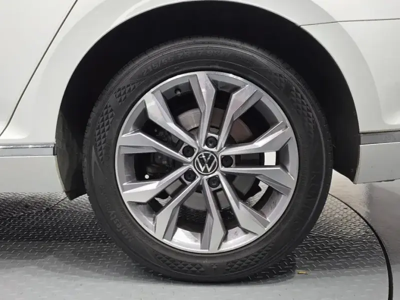 2022 Volkswagen Passat с пробегом 51 788 км