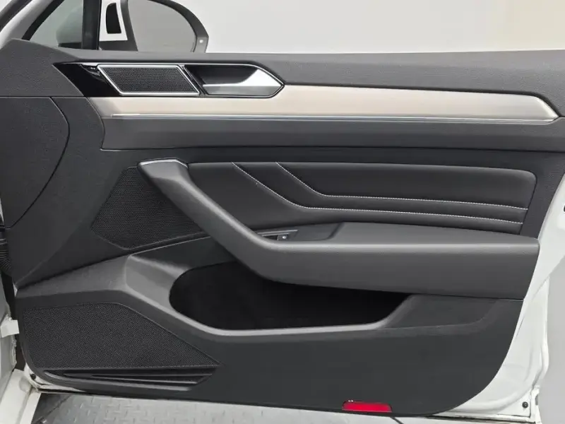 2022 Volkswagen Passat с пробегом 51 788 км