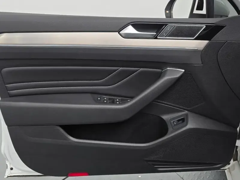 2022 Volkswagen Passat с пробегом 51 788 км