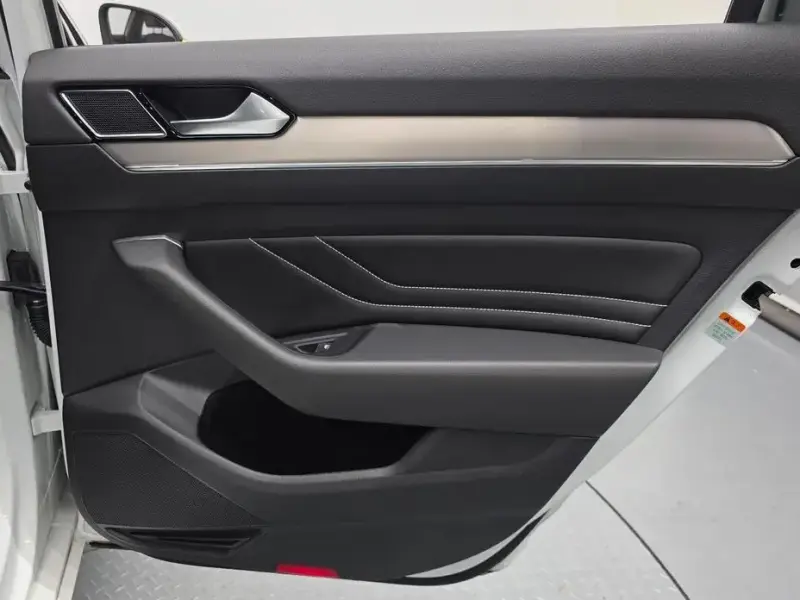 2022 Volkswagen Passat с пробегом 51 788 км