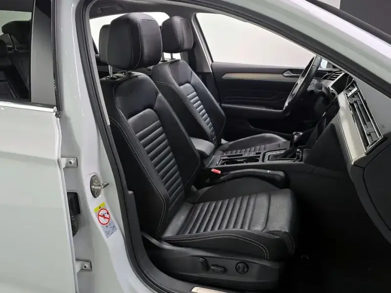 2021 Volkswagen Passat с пробегом 51 179 км