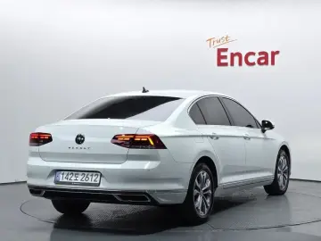 2022 Volkswagen Passat с пробегом 29 313 км