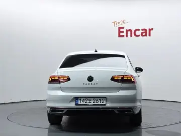 2022 Volkswagen Passat с пробегом 29 313 км