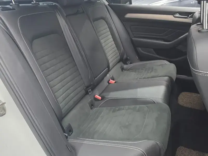 2022 Volkswagen Passat с пробегом 29 313 км