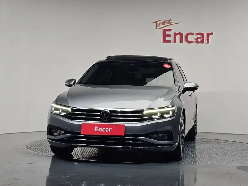 2021 Volkswagen Passat с пробегом 12 842 км