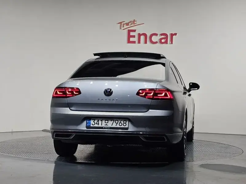2021 Volkswagen Passat с пробегом 12 842 км