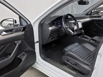 2021 Volkswagen Passat с пробегом 100 019 км