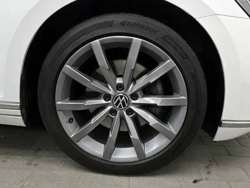 2021 Volkswagen Passat с пробегом 100 019 км