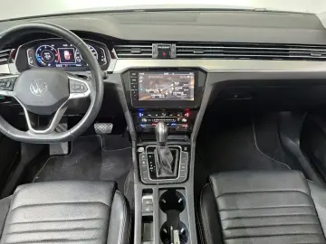 2022 Volkswagen Passat с пробегом 57 483 км