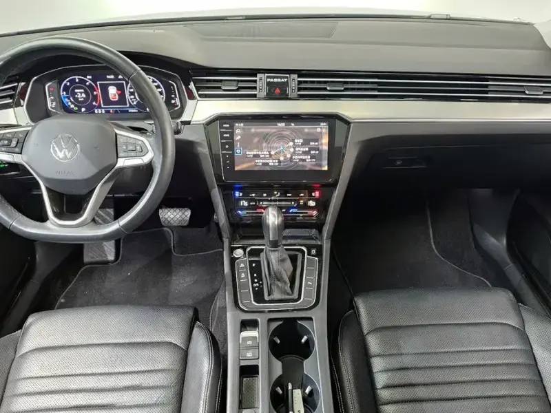 2022 Volkswagen Passat с пробегом 57 483 км