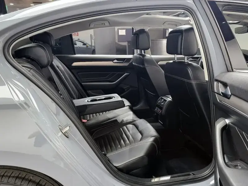 2022 Volkswagen Passat с пробегом 57 483 км