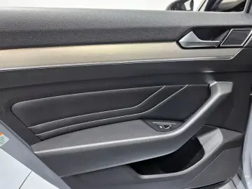 2022 Volkswagen Passat с пробегом 57 483 км