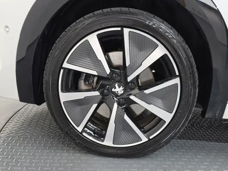2022 Peugeot 208 с пробегом 44 698 км